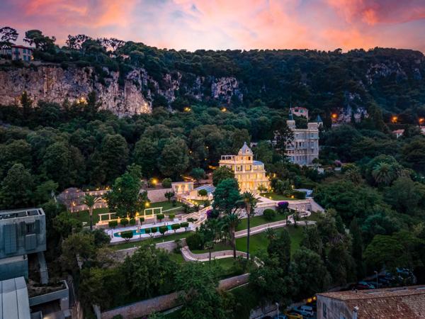 Maison à vendre  6 pièces - 643 m2 VILLEFRANCHE SUR MER - 06