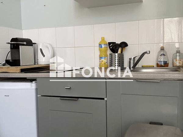 Location Studio meublé 11.05 m² - 91 AVENUE JEAN GUITON La Rochelle 17000
