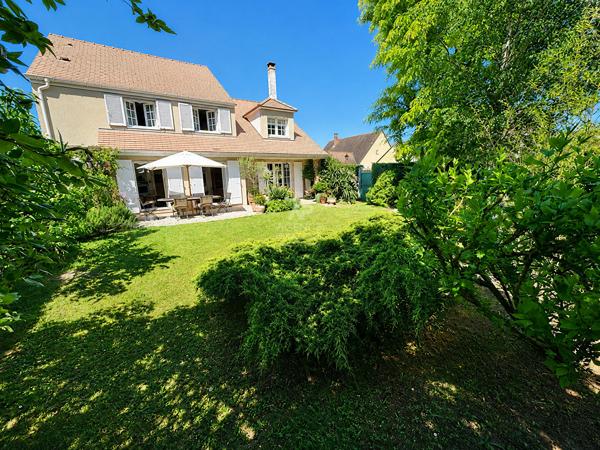 Maison Vernouillet 7 pièce(s) 160 m2 579 000 € **  - Référence  1783