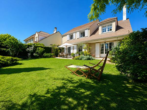 Maison Vernouillet 7 pièce(s) 160 m2 579 000 € **  - Référence  1783