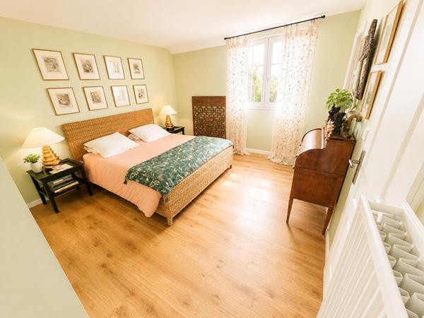 Maison Vernouillet 7 pièce(s) 160 m2 579 000 € **  - Référence  1783
