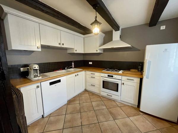 Charmante Maison de Ville Atypique de 160 m² - Proche de Toutes Commodités