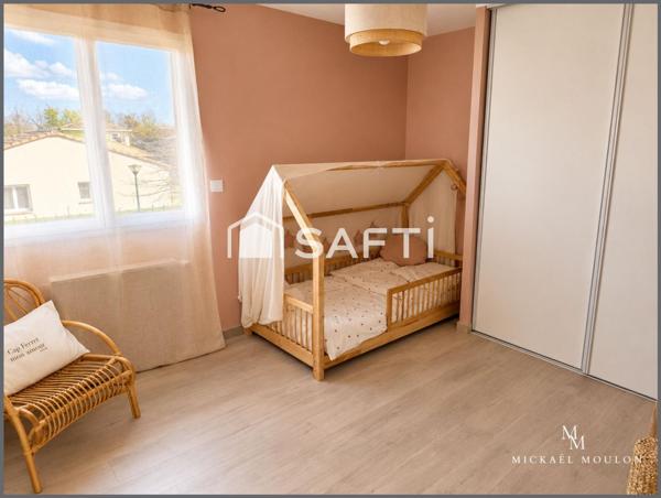 Maison T4 familiale avec piscine et beaux volumes