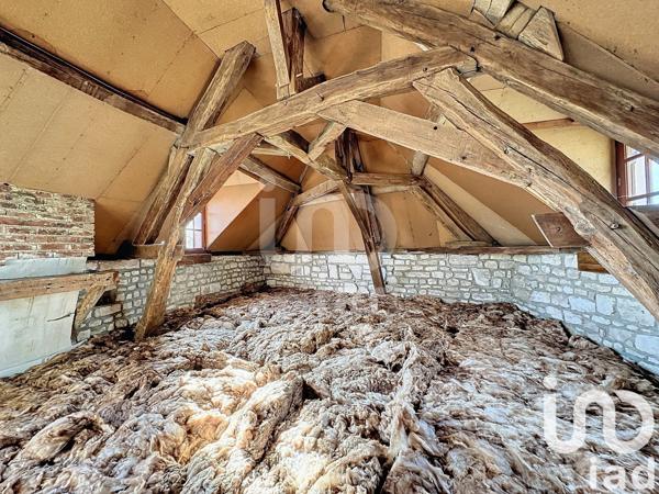 Maison traditionnelle 7 pièces de 200 m² à Chablis (89800)