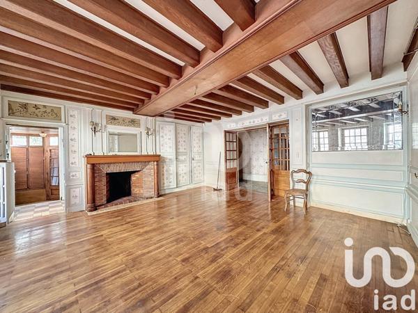 Maison traditionnelle 7 pièces de 200 m² à Chablis (89800)