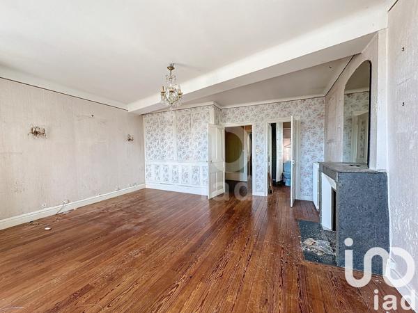 Maison traditionnelle 7 pièces de 200 m² à Chablis (89800)