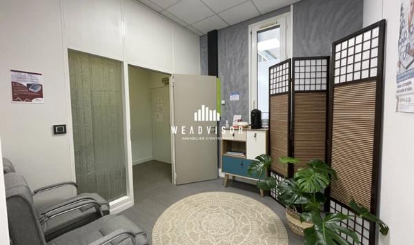 A LOUER : BUREAUX DE 101,16 M² AVEC DEUX PARKINGS