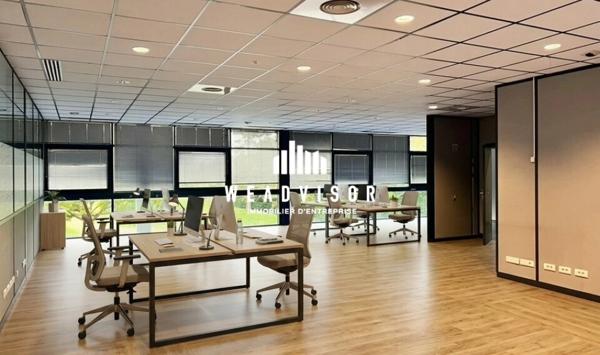 À LOUER : BUREAU D'ENVIRON 132 M² AU SEIN D'UN ESPACE PARTAGÉ
