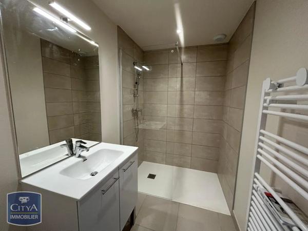 Maison à louer 4 pièces 155.51m²