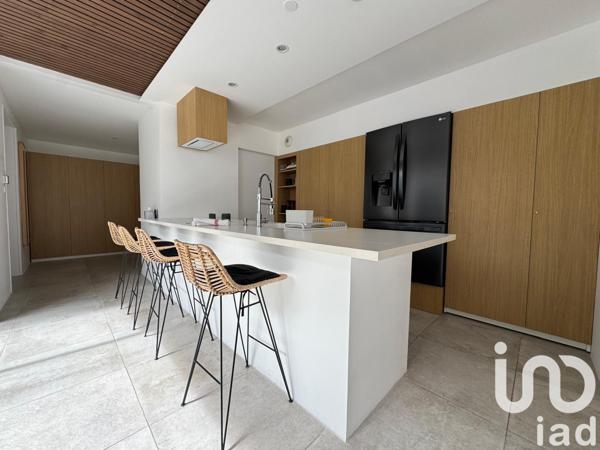 Maison à vendre 5 pièces 208 m² Angoulins