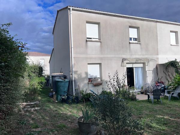 Maison à vendre 4 pièces SAINTES (17)