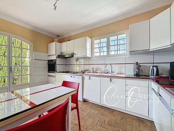 Villa plain pied 3 chambres Jardin vegetalisé et garage