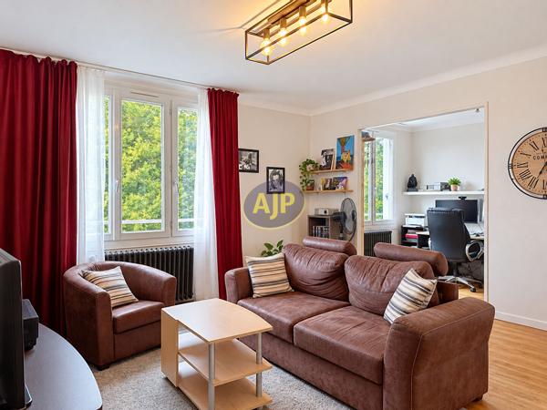 Appartement à vendre Nantes - 4 pièces, 75m² avec 2 chambre(s) à 227 900€ - AJP Immobilier Nantes Jouzel