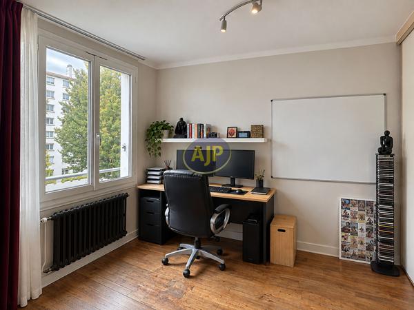 Appartement à vendre Nantes - 4 pièces, 75m² avec 2 chambre(s) à 227 900€ - AJP Immobilier Nantes Jouzel