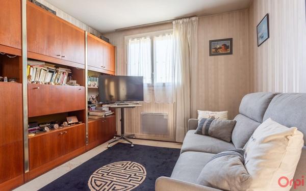 Maison à vendre    5 pièces • 87,98 m2 Sainte-Geneviève-des-Bois