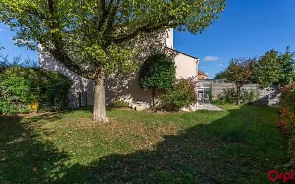 Maison à vendre    5 pièces • 87,98 m2 Sainte-Geneviève-des-Bois
