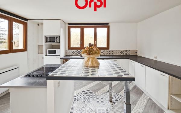 Maison à vendre    5 pièces •  Nogent-le-Rotrou