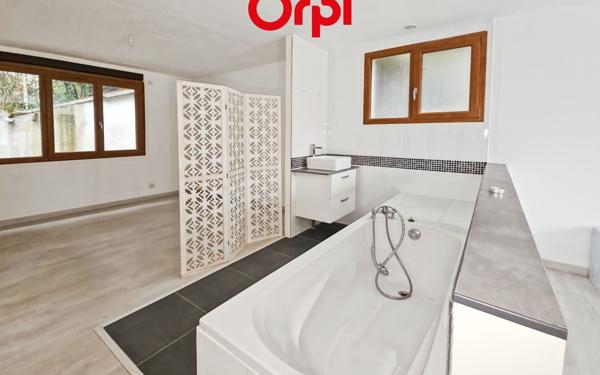 Maison à vendre    5 pièces •  Nogent-le-Rotrou