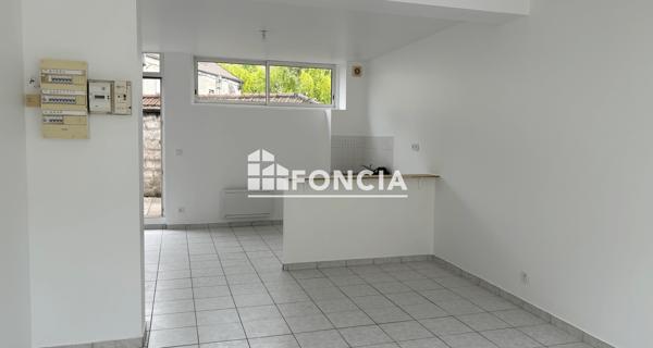 Location Appartement 2 pièces 45.91 m² - Montereau-fault-yonne 77130