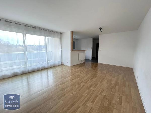 Appartement à louer 4 pièces 83.1m²