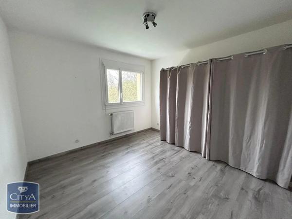 Appartement à louer 4 pièces 83.1m²
