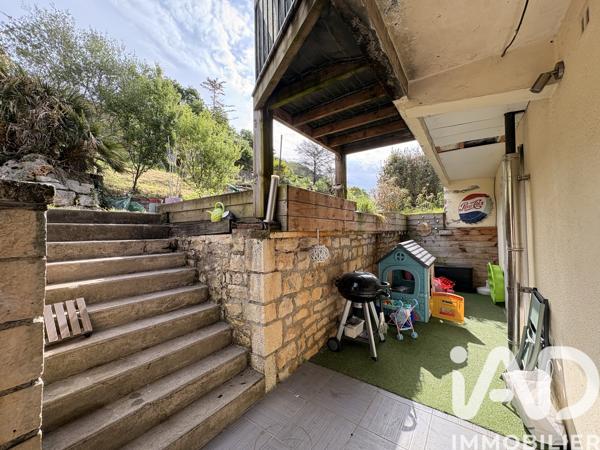 Immeuble à vendre 135 m² Saint-Céré