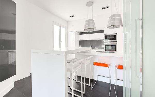 Appartement à vendre    3 pièces • 87 m2 Nice