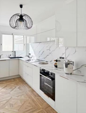 APPARTEMENT CANNES POINTE CROISETTE AVEC TERRASSE