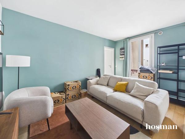 Coup de coeur 2 pièces de 45m² - Dernier étage - Entièrement rénové avec goût - Rue Orfila, 20ème arrondissement