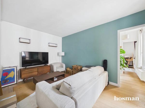 Coup de coeur 2 pièces de 45m² - Dernier étage - Entièrement rénové avec goût - Rue Orfila, 20ème arrondissement