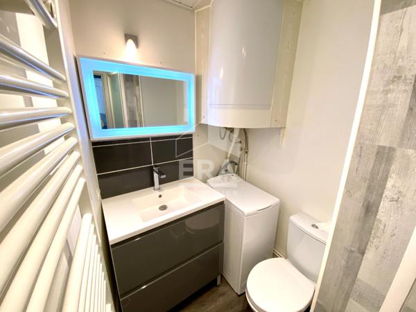 APPARTEMENT T1 BIS MEUBLE A LOUER - BLOIS - QUARTIER VIENNE, PROCHE COMMODITÉS, REFAIT A NEUF