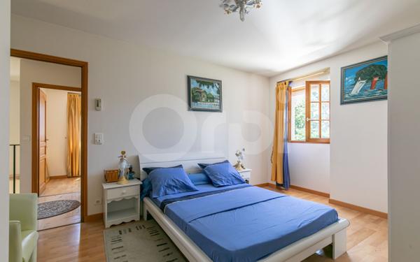 Maison à vendre    6 pièces • 140 m2 Le Plessis-Trévise