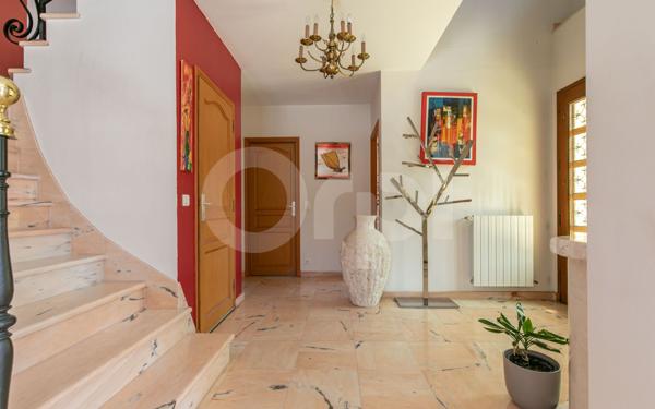 Maison à vendre    6 pièces • 140 m2 Le Plessis-Trévise