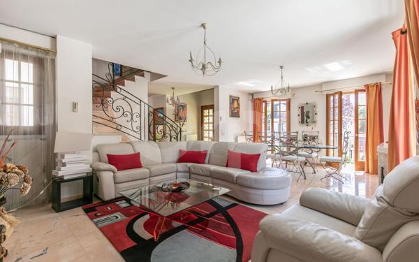 Maison à vendre    6 pièces • 140 m2 Le Plessis-Trévise