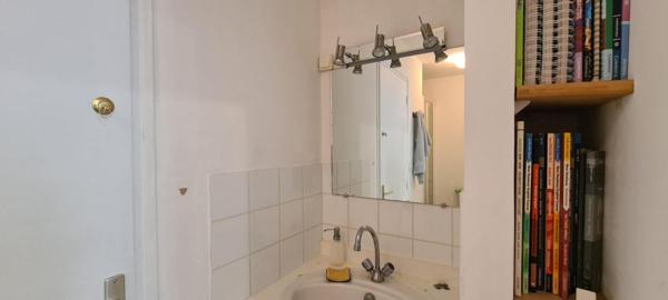Bureau (ou studio) Clisson (La Vallée) 1 P . SDE . 40.5 M²