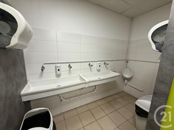 à vendre  1200 m2 LES MUREAUX - 78