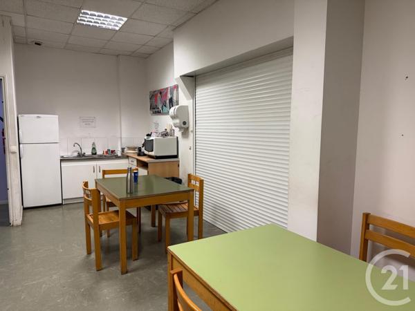 à vendre  1200 m2 LES MUREAUX - 78