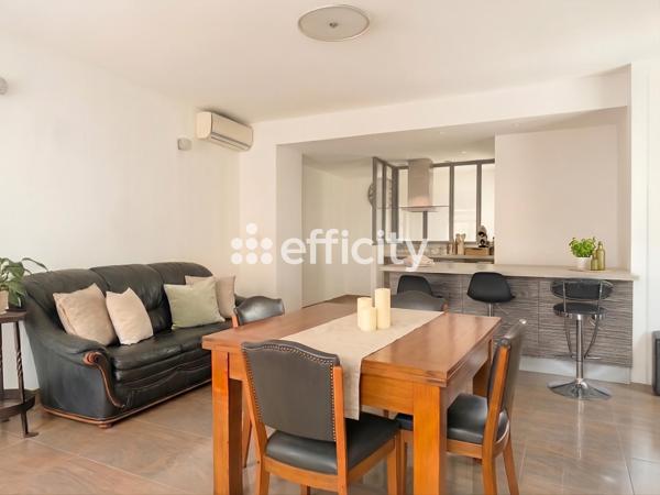 Maison
         3 pièces
        - 71 m² 399 000 € *