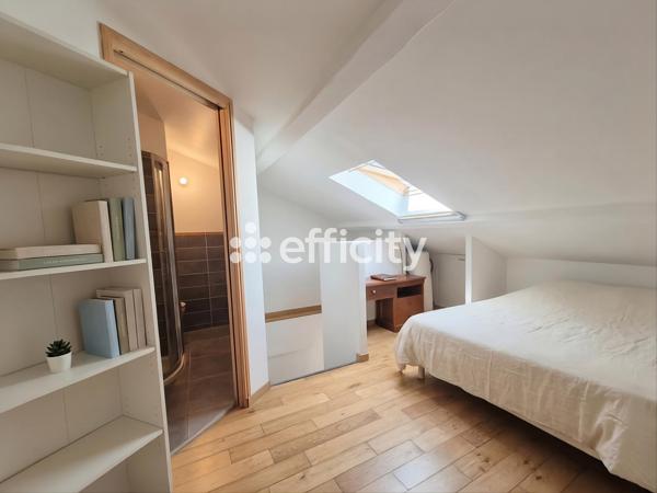 Maison
         3 pièces
        - 71 m² 399 000 € *