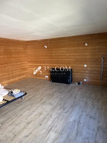 Maison
                                                                                                                                                                                                                                                                                                                        6 pièce(s)                                                                                                                                                                                                          3 chambre(s)                                                                                                                                                                                                          175  m²