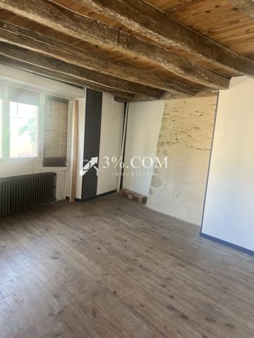 Maison
                                                                                                                                                                                                                                                                                                                        6 pièce(s)                                                                                                                                                                                                          3 chambre(s)                                                                                                                                                                                                          175  m²
