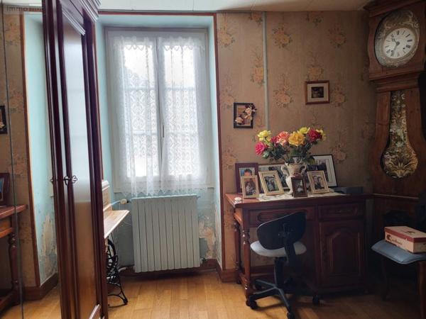 Maison à vendre à Bussière-Dunoise en Creuse (23320), ref : 1246