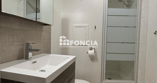 Location Studio meublé 21.88 m² - Avignon 84000