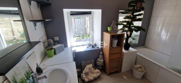 A 10 MINUTES DE SISSONNE : maison de 6 pièces (150 m²) à vendre