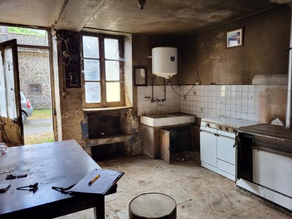 Maison à vendre à Dun-le-Palestel en Creuse (23800), ref : 1245