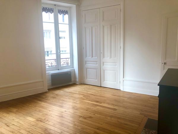 VILLEURBANNE/ Appartement 2 pièces 43 m2