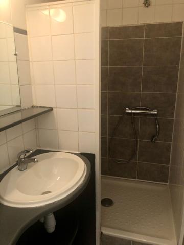 VILLEURBANNE/ Appartement 2 pièces 43 m2