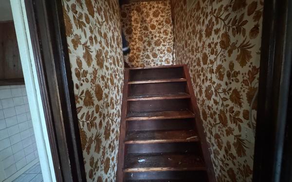 Maison à vendre    2 pièces •  Mortiers