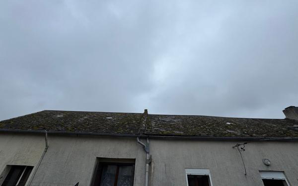 Maison à vendre    2 pièces •  Mortiers