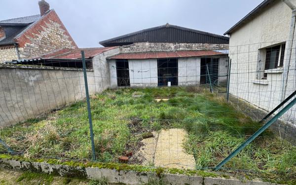 Maison à vendre    2 pièces •  Mortiers